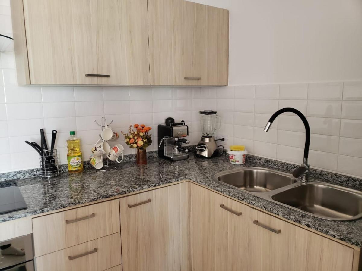 Hermoso Departamento, Centrico Y Tranquilo Кито Екстериор снимка